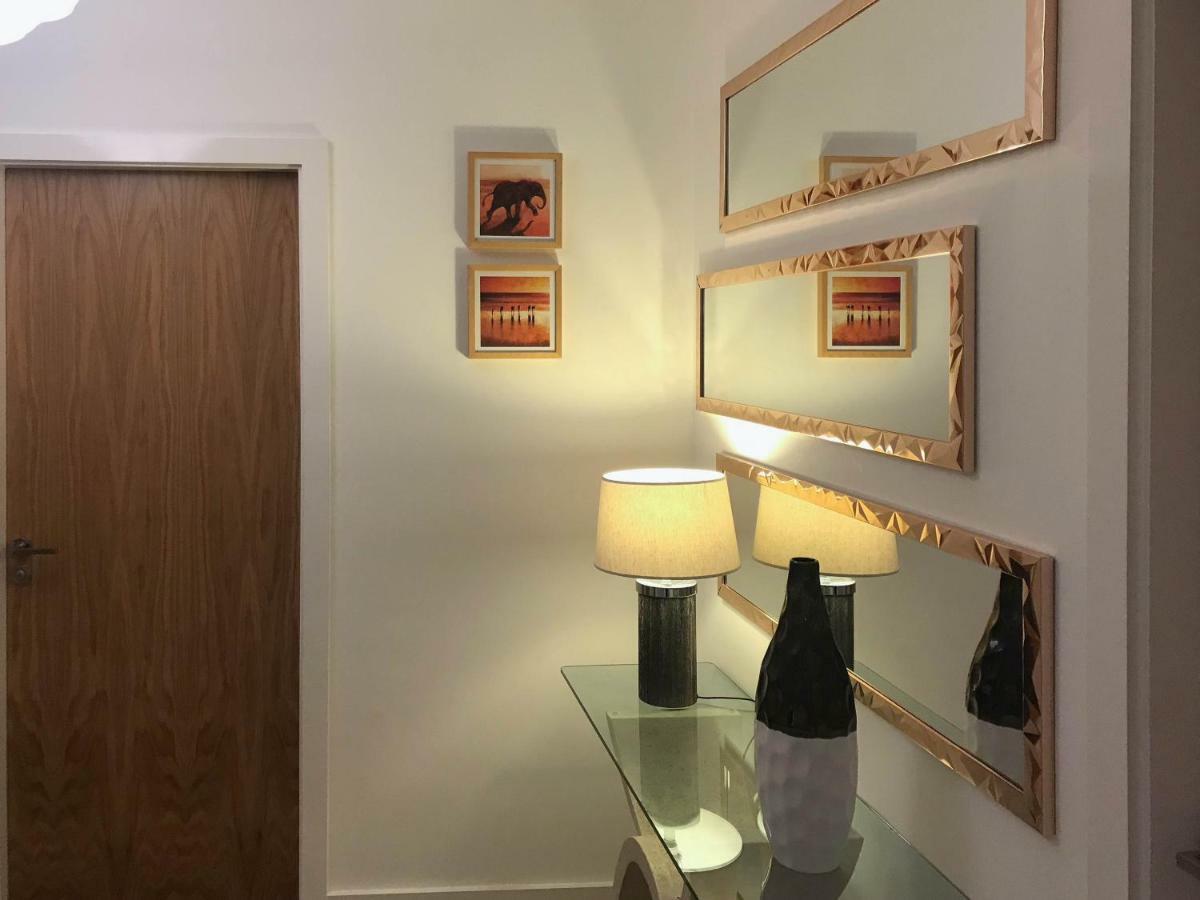 Luxury 1 Bed Apartment In City Centre With Parking Chester Exterior foto